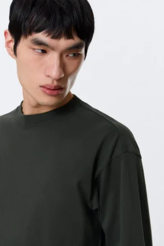 Lockeres, kastenförmiges Langarmshirt – Dunkelgrün