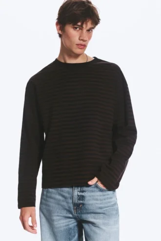 Lockeres, kastenförmiges Langarmshirt – gestreift, dunkelbraun