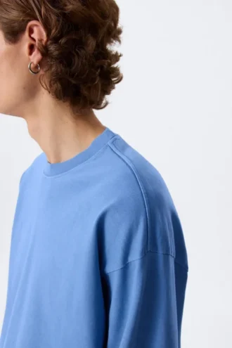 Lockeres, kastenförmiges Langarmshirt – Washed Blue