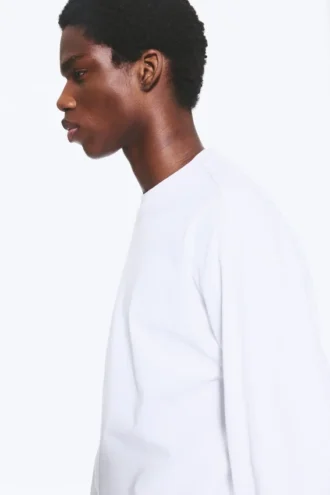 Lockeres, kastenförmiges Langarmshirt – Weiß