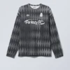 Lockeres Langarmshirt mit Print – Dunkelgrau – Fantazy Fc Lockeres Langarmshirt mit Print – Dunkelgrau – Fantazy Fc