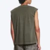Lockeres, quadratisches Baumwoll-Tanktop – gewaschenes dunkles Khaki-Grün Lockeres, quadratisches Baumwoll-Tanktop – gewaschenes dunkles Khaki-Grün