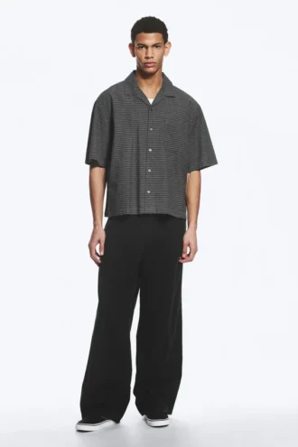Lockeres Resort-Hemd mit kurzen Shorts – grau kariert