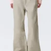 Lose Bootcut-Hose mit niedriger Leibhöhe – Light Mole Lose Bootcut-Hose mit niedriger Leibhöhe – Light Mole