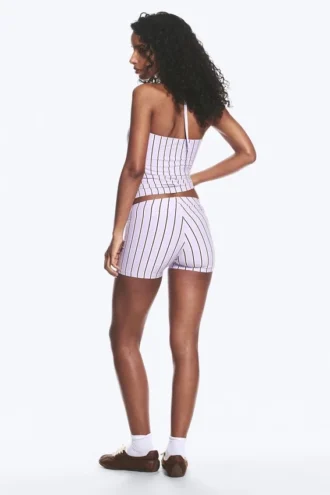 Low-Jersey-Hotpants – Lila Streifen