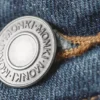 Low-Rise-Jeans mit schmaler Passform und ausgestelltem Bein – Radio Blue – Mittelblau