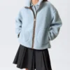 Lässige Fleecejacke mit Flor – Hellblau – Braunes Futter Lässige Fleecejacke mit Flor – Hellblau – Braunes Futter