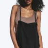 Lässige Latzhose mit geradem Bein – Schwarz Lässige Latzhose mit geradem Bein – Schwarz