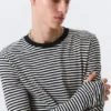 Lässiges langarmiges Baumwoll-T-Shirt – schwarz-weiße Streifen Lässiges langarmiges Baumwoll-T-Shirt – schwarz-weiße Streifen