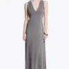 Maxikleid mit Raffungen – Staubgrau Maxikleid mit Raffungen – Staubgrau