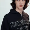 Mechatok Kapuzenpullover mit Reißverschluss und Stickerei – Schwarz Mechatok Kapuzenpullover mit Reißverschluss und Stickerei – Schwarz