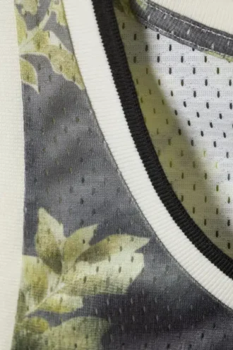 Mesh-Tanktop mit Kordelzug – Dunkles Blumenmuster