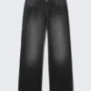 Messy Low Rise Regular Straight Jeans – Undone Black – Schwarz | Cheap Monday Gb