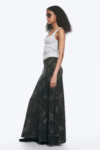 Mid-Rise-Maxirock mit Print – Khaki-Grün – Camouflage Mid-Rise-Maxirock mit Print – Khaki-Grün – Camouflage