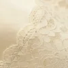 Midirock aus Satin-Spitze – Hellstaubbeige Midirock aus Satin-Spitze – Hellstaubbeige
