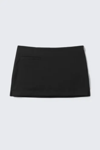 Mini-Anzugrock mit niedriger Taille – Schwarz