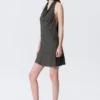Mini-Kleid mit Jacquard-Halterausschnitt und Wasserfallkragen – Dunkelgrau Mini-Kleid mit Jacquard-Halterausschnitt und Wasserfallkragen – Dunkelgrau
