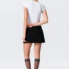 Mini-Wickelrock aus Wildleder – Schwarz Mini-Wickelrock aus Wildleder – Schwarz