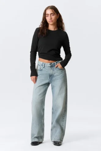 Missy Low-Rise-Jeans mit geradem Bein – Notus Blue – Hellblau