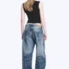 Missy Low-Rise-Jeans mit lockerer, gerader Passform – Blue Horses – Mittelblau
