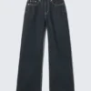 Missy Low Rise Loose Straight Jeans – Blue Rinse – Dunkelblau Missy Low Rise Loose Straight Jeans – Blue Rinse – Dunkelblau