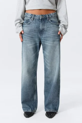 Missy Low Rise Loose Straight Jeans – Mountain Blue – Mittelblau
