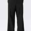Moe-Hose Relaxed Fit mit niedriger Taille – Schwarz