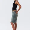 Monterey Low-Rise-Jeansshorts – Arizona Blue – Mittelblau