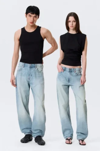 Nebula Unisex-Jeans mit mittlerer Leibhöhe und lockerem, tonnenförmigem Barrel – Kimberley Blue – Hellblau