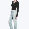 Neptune Low-Rise-Jeans mit schmalem, geradem Bein – Broken Blue – Hellblau Neptune Low-Rise-Jeans mit schmalem, geradem Bein – Broken Blue – Hellblau