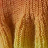Niedrig geschnittene, dip-dyed gestrickte Minishorts – Orange & Gelb Niedrig geschnittene, dip-dyed gestrickte Minishorts – Orange & Gelb