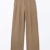 Niedrig taillierte Anzughose mit Falten – Dusty Mole Niedrig taillierte Anzughose mit Falten – Dusty Mole