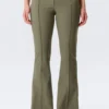 Niedrige Leibhöhe, schmale, ausgestellt geschnittene Hose – Dunkelkhaki Niedrige Leibhöhe, schmale, ausgestellt geschnittene Hose – Dunkelkhaki
