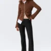 Niedrige Skinny-Hose mit ausgestelltem Bein – Schwarz Niedrige Skinny-Hose mit ausgestelltem Bein – Schwarz