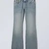 Nova Low-Rise-Jeans mit schmaler Bootcut-Passform – Trove Blue – Mittelblau Nova Low-Rise-Jeans mit schmaler Bootcut-Passform – Trove Blue – Mittelblau