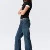 Nova Low Rise Slim Bootcut Jeans – Deep Sea Blue – Dunkelblau Nova Low Rise Slim Bootcut Jeans – Deep Sea Blue – Dunkelblau