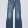 Nova Low Rise Slim Bootcut Jeans – Mine Blue – Mittelblau