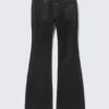 Nova Twist Low-Rise-Jeans mit schmalem Bootcut-Bein – schwarze Beschichtung – Schwarz Nova Twist Low-Rise-Jeans mit schmalem Bootcut-Bein – schwarze Beschichtung – Schwarz