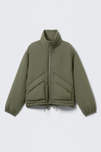 Nylon-Daunenjacke mit Kordelzug – Salbeigrün Nylon-Daunenjacke mit Kordelzug – Salbeigrün