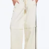 Nylon-Jogging-Hose mit abnehmbaren Beinen – Beige – Schwarze Streifen Nylon-Jogging-Hose mit abnehmbaren Beinen – Beige – Schwarze Streifen