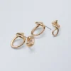 Organisch geformte Pins – Goldfarben Organisch geformte Pins – Goldfarben