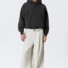 Otis Baggy-Chino aus plissiertem Twill – Hellbeige