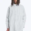 Oversize-Hemd mit Knöpfen und Streifen – Weiß – Blaue Streifen Oversize-Hemd mit Knöpfen und Streifen – Weiß – Blaue Streifen