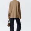 Oversize-Langarmshirt – gewaschenes Dunkelbeige Oversize-Langarmshirt – gewaschenes Dunkelbeige