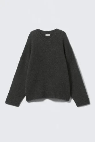 Oversize-Pullover aus Wollmischung mit V-Ausschnitt – Schwarz