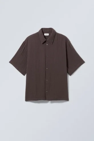 Oversized-Hemd mit strukturiertem Schnitt und kurzen Ärmeln – Dunkelbraun