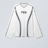 Oversized-Langarmshirt mit V-Ausschnitt – bedruckt, weiß Oversized-Langarmshirt mit V-Ausschnitt – bedruckt, weiß