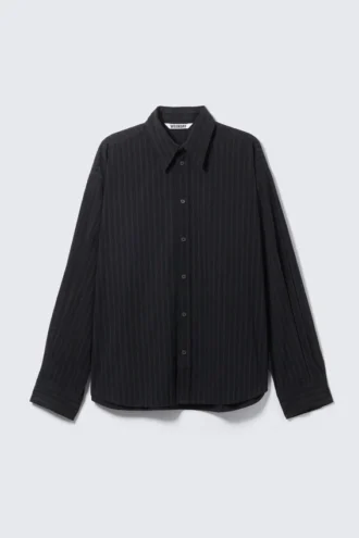 Oversized-Popeline-Hemd mit Knopfleiste – Schwarz – Dunkelblaue Streifen
