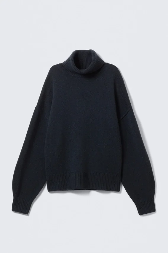 Oversized-Rollkragen-Pullover aus Wolle – Dunkelblau Oversized-Rollkragen-Pullover aus Wolle – Dunkelblau