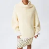 Oversized-Strickpullover mit Rollkragen – Hellgelb Oversized-Strickpullover mit Rollkragen – Hellgelb